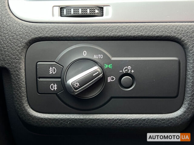 Коричневый Фольксваген Туарег, объемом двигателя 3 л и пробегом 128 тыс. км за 33800 $, фото 14 на Automoto.ua