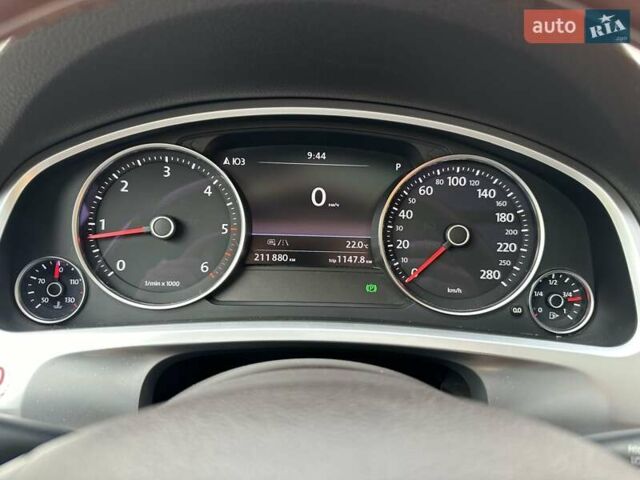 Коричневый Фольксваген Туарег, объемом двигателя 0 л и пробегом 212 тыс. км за 30000 $, фото 53 на Automoto.ua