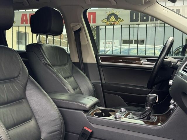 Коричневый Фольксваген Туарег, объемом двигателя 3 л и пробегом 152 тыс. км за 29999 $, фото 18 на Automoto.ua