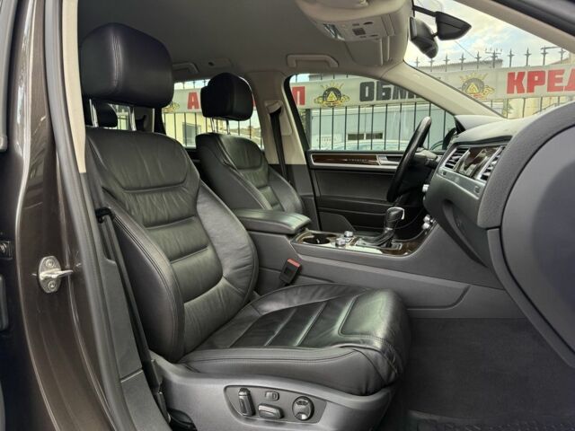 Коричневый Фольксваген Туарег, объемом двигателя 3 л и пробегом 152 тыс. км за 29999 $, фото 17 на Automoto.ua