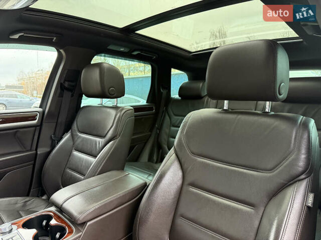 Коричневый Фольксваген Туарег, объемом двигателя 2.97 л и пробегом 248 тыс. км за 28900 $, фото 15 на Automoto.ua