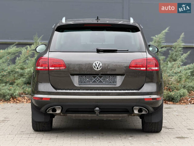 Коричневый Фольксваген Туарег, объемом двигателя 2.97 л и пробегом 248 тыс. км за 28900 $, фото 6 на Automoto.ua