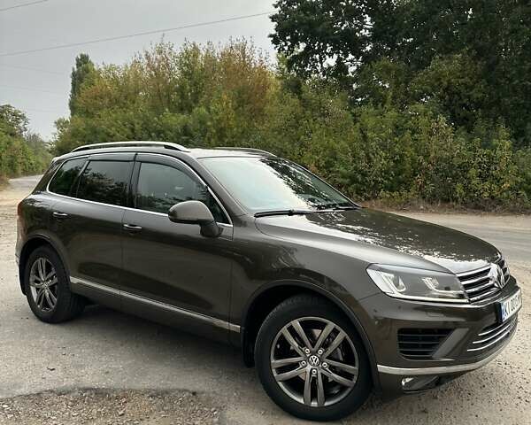 Коричневый Фольксваген Туарег, объемом двигателя 0 л и пробегом 212 тыс. км за 30000 $, фото 5 на Automoto.ua