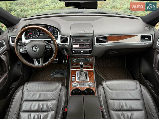 Коричневый Фольксваген Туарег, объемом двигателя 2.97 л и пробегом 248 тыс. км за 28900 $, фото 21 на Automoto.ua
