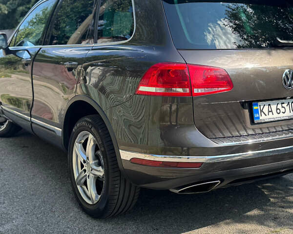 Коричневый Фольксваген Туарег, объемом двигателя 3 л и пробегом 135 тыс. км за 25100 $, фото 17 на Automoto.ua