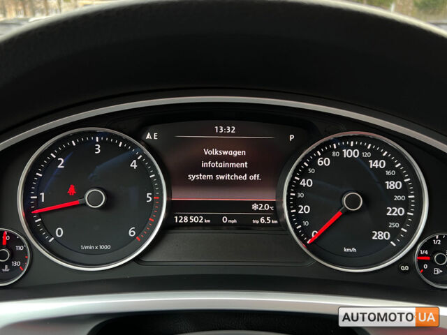 Коричневый Фольксваген Туарег, объемом двигателя 3 л и пробегом 128 тыс. км за 33800 $, фото 15 на Automoto.ua