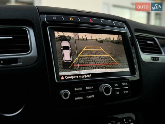 Коричневий Фольксваген Туарег, об'ємом двигуна 2.97 л та пробігом 220 тис. км за 28990 $, фото 37 на Automoto.ua