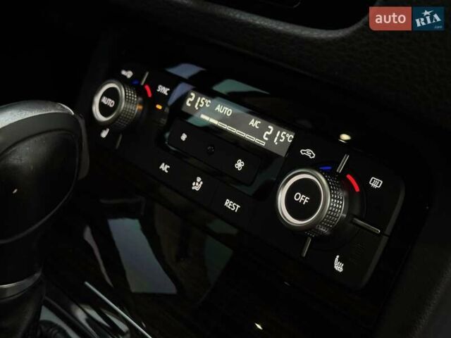 Коричневий Фольксваген Туарег, об'ємом двигуна 2.97 л та пробігом 220 тис. км за 28990 $, фото 62 на Automoto.ua