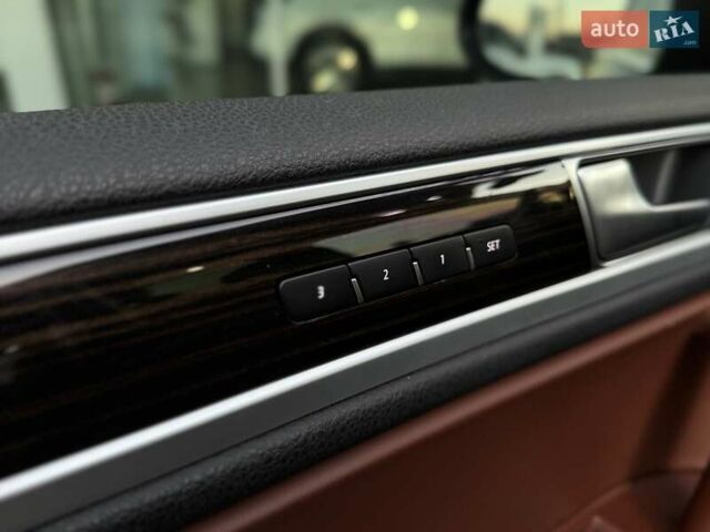 Коричневий Фольксваген Туарег, об'ємом двигуна 2.97 л та пробігом 220 тис. км за 28990 $, фото 39 на Automoto.ua