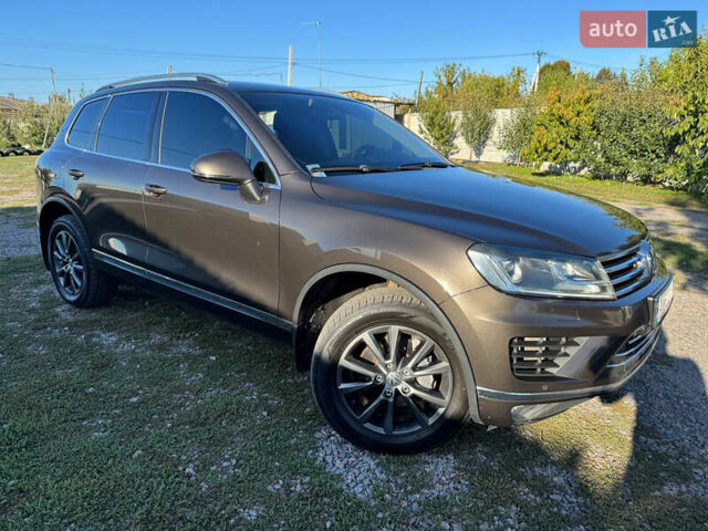 Коричневий Фольксваген Туарег, об'ємом двигуна 2.97 л та пробігом 256 тис. км за 26000 $, фото 3 на Automoto.ua