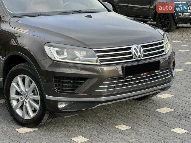 Коричневый Фольксваген Туарег, объемом двигателя 3 л и пробегом 220 тыс. км за 29800 $, фото 14 на Automoto.ua