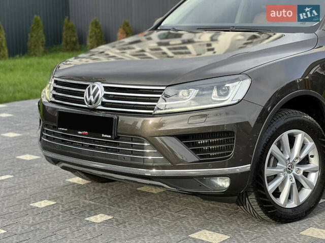 Коричневый Фольксваген Туарег, объемом двигателя 3 л и пробегом 220 тыс. км за 29800 $, фото 10 на Automoto.ua