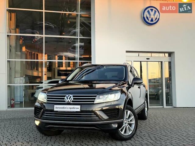 Коричневий Фольксваген Туарег, об'ємом двигуна 2.97 л та пробігом 220 тис. км за 28990 $, фото 5 на Automoto.ua