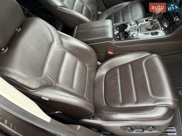 Фольксваген Туарег 2017 у Одесі на Automoto.ua Коричневий Фольксваген Туарег, об'ємом двигуна 3 л та пробігом 108 тис. км за 29999 $, фото 22 на Automoto.ua