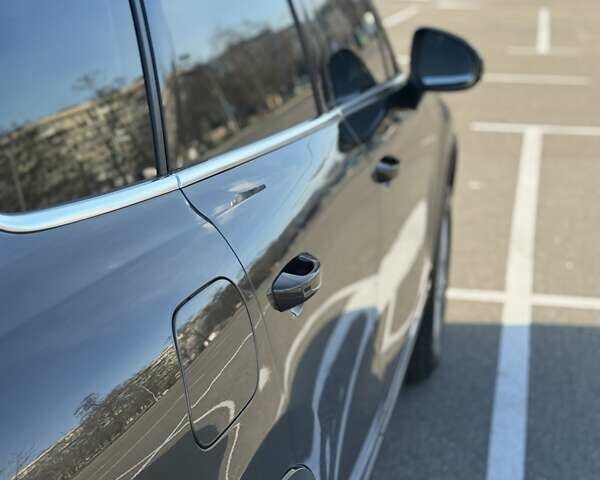 Коричневый Фольксваген Туарег, объемом двигателя 2.97 л и пробегом 155 тыс. км за 31000 $, фото 5 на Automoto.ua