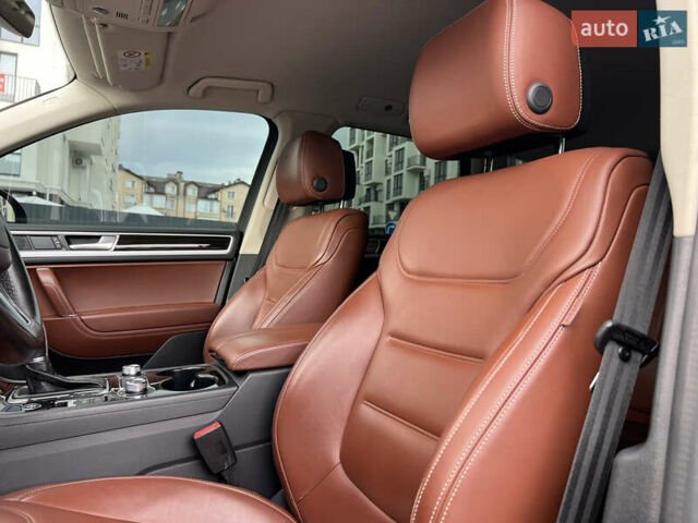 Коричневый Фольксваген Туарег, объемом двигателя 3 л и пробегом 220 тыс. км за 29800 $, фото 29 на Automoto.ua