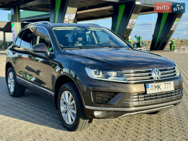 Коричневый Фольксваген Туарег, объемом двигателя 3 л и пробегом 220 тыс. км за 26500 $, фото 1 на Automoto.ua