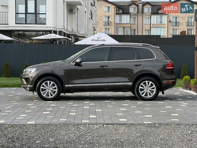 Коричневый Фольксваген Туарег, объемом двигателя 3 л и пробегом 220 тыс. км за 29800 $, фото 4 на Automoto.ua