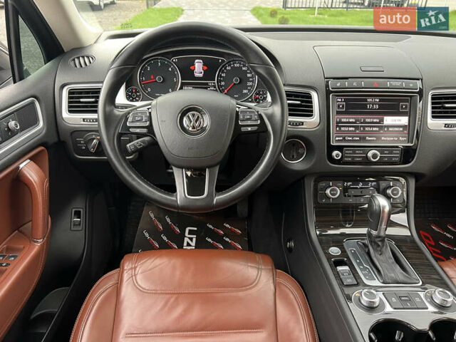 Коричневый Фольксваген Туарег, объемом двигателя 3 л и пробегом 220 тыс. км за 29800 $, фото 38 на Automoto.ua