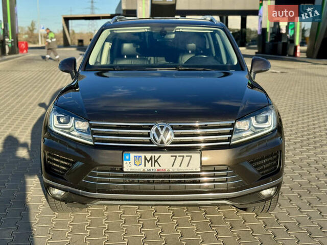 Коричневый Фольксваген Туарег, объемом двигателя 3 л и пробегом 220 тыс. км за 26500 $, фото 2 на Automoto.ua