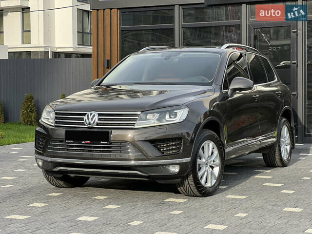 Коричневый Фольксваген Туарег, объемом двигателя 3 л и пробегом 220 тыс. км за 29800 $, фото 2 на Automoto.ua