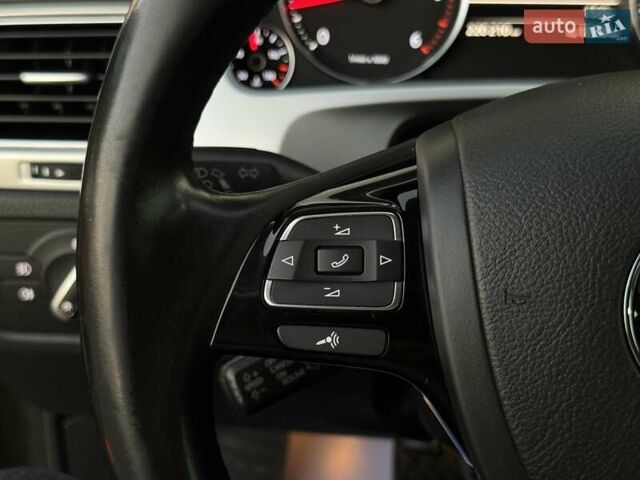 Коричневий Фольксваген Туарег, об'ємом двигуна 2.97 л та пробігом 220 тис. км за 28990 $, фото 67 на Automoto.ua