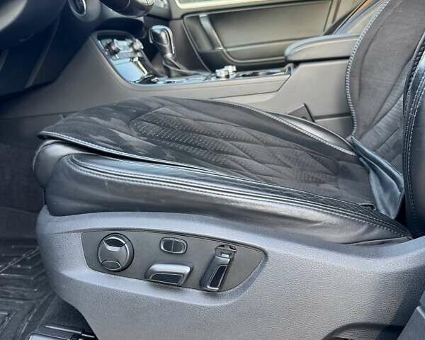 Коричневый Фольксваген Туарег, объемом двигателя 2.97 л и пробегом 155 тыс. км за 31000 $, фото 11 на Automoto.ua