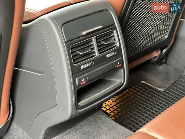 Коричневый Фольксваген Туарег, объемом двигателя 3 л и пробегом 220 тыс. км за 29800 $, фото 33 на Automoto.ua