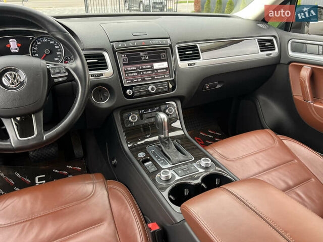 Коричневый Фольксваген Туарег, объемом двигателя 3 л и пробегом 220 тыс. км за 29800 $, фото 40 на Automoto.ua