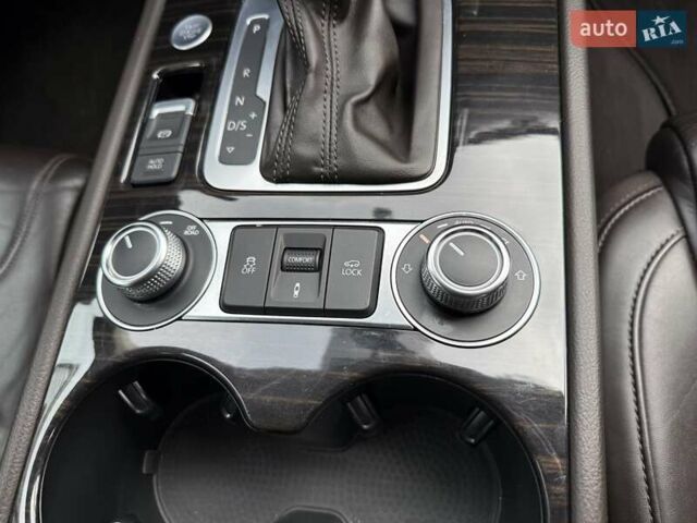 Фольксваген Туарег 2017 у Одесі на Automoto.ua Коричневий Фольксваген Туарег, об'ємом двигуна 3 л та пробігом 108 тис. км за 29999 $, фото 26 на Automoto.ua