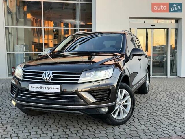 Коричневий Фольксваген Туарег, об'ємом двигуна 2.97 л та пробігом 220 тис. км за 28990 $, фото 3 на Automoto.ua