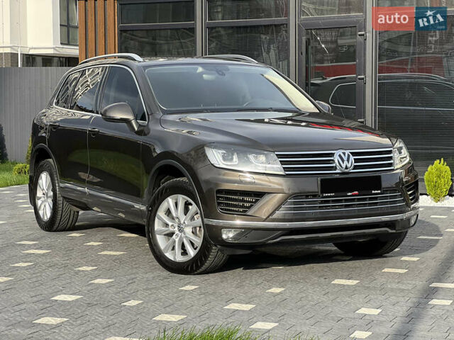 Коричневый Фольксваген Туарег, объемом двигателя 3 л и пробегом 220 тыс. км за 29800 $, фото 1 на Automoto.ua