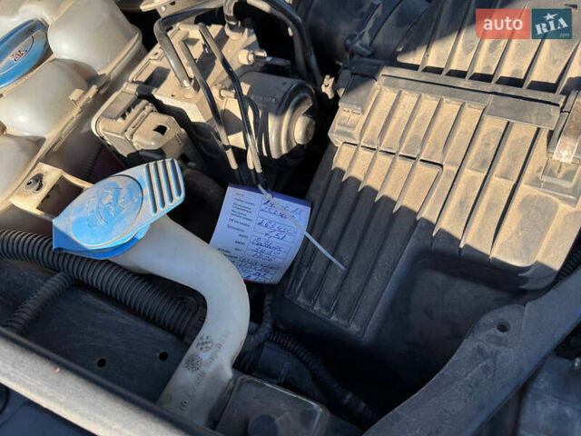 Коричневий Фольксваген Туарег, об'ємом двигуна 2.97 л та пробігом 256 тис. км за 26000 $, фото 22 на Automoto.ua