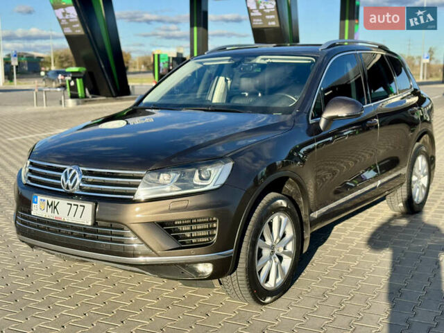 Коричневый Фольксваген Туарег, объемом двигателя 3 л и пробегом 220 тыс. км за 26500 $, фото 4 на Automoto.ua