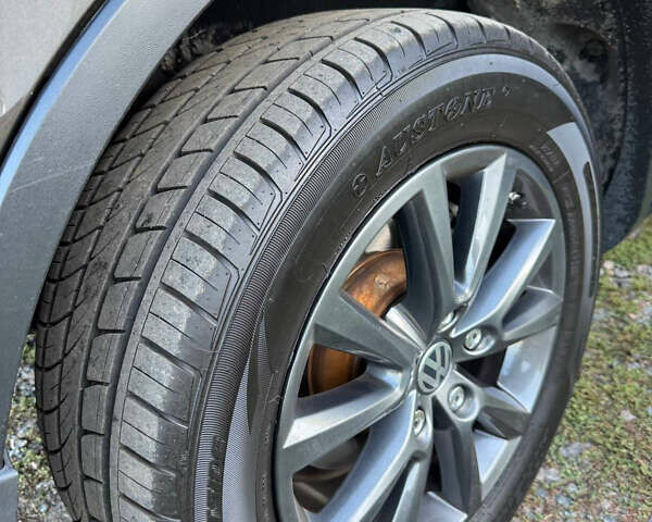 Коричневий Фольксваген Туарег, об'ємом двигуна 2.97 л та пробігом 256 тис. км за 26000 $, фото 13 на Automoto.ua