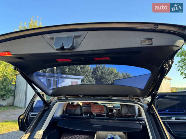 Коричневий Фольксваген Туарег, об'ємом двигуна 2.97 л та пробігом 256 тис. км за 26000 $, фото 21 на Automoto.ua