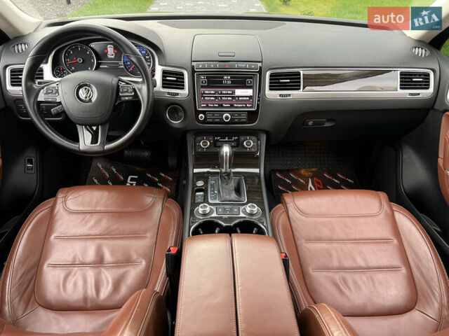 Коричневый Фольксваген Туарег, объемом двигателя 3 л и пробегом 220 тыс. км за 29800 $, фото 37 на Automoto.ua