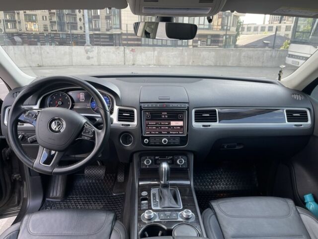 Коричневий Фольксваген Туарег, об'ємом двигуна 3 л та пробігом 257 тис. км за 28900 $, фото 5 на Automoto.ua