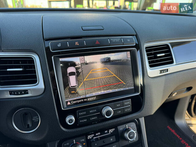 Коричневый Фольксваген Туарег, объемом двигателя 3 л и пробегом 220 тыс. км за 26500 $, фото 44 на Automoto.ua