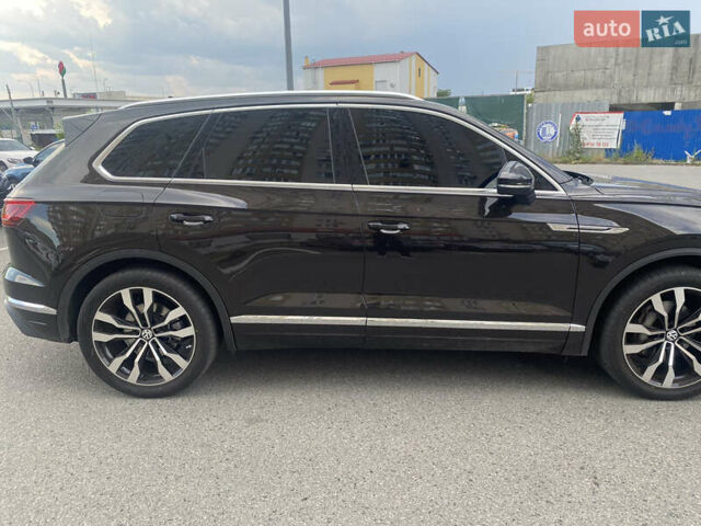 Коричневый Фольксваген Туарег, объемом двигателя 3 л и пробегом 90 тыс. км за 50000 $, фото 10 на Automoto.ua