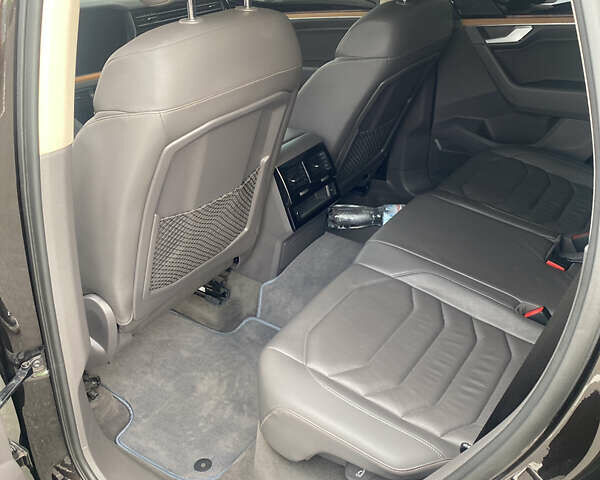 Коричневый Фольксваген Туарег, объемом двигателя 3 л и пробегом 90 тыс. км за 50000 $, фото 8 на Automoto.ua