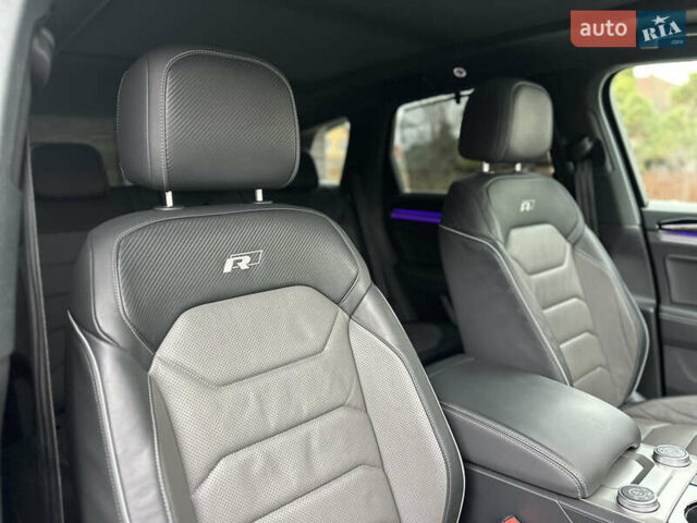 Коричневий Фольксваген Туарег, об'ємом двигуна 2.97 л та пробігом 98 тис. км за 59999 $, фото 88 на Automoto.ua