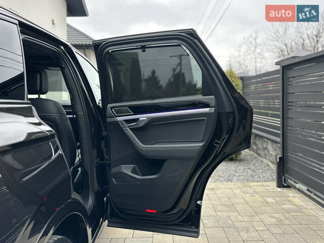 Коричневый Фольксваген Туарег, объемом двигателя 2.97 л и пробегом 98 тыс. км за 57999 $, фото 78 на Automoto.ua