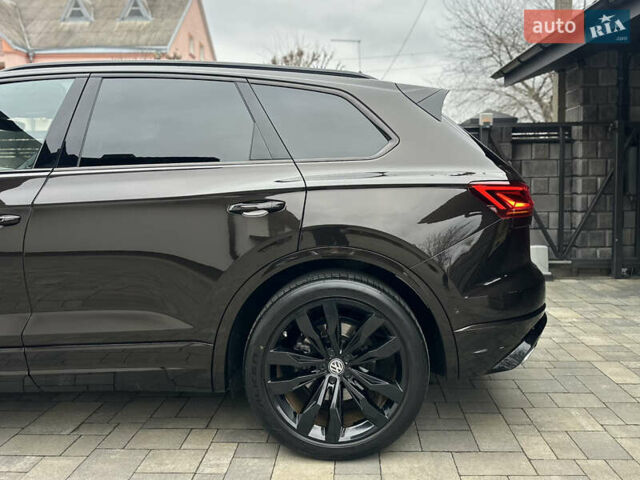 Коричневий Фольксваген Туарег, об'ємом двигуна 2.97 л та пробігом 98 тис. км за 59999 $, фото 8 на Automoto.ua