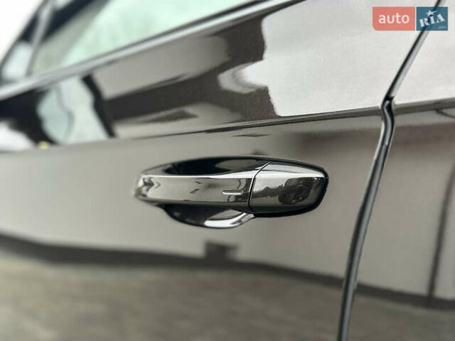 Коричневый Фольксваген Туарег, объемом двигателя 2.97 л и пробегом 98 тыс. км за 57999 $, фото 23 на Automoto.ua