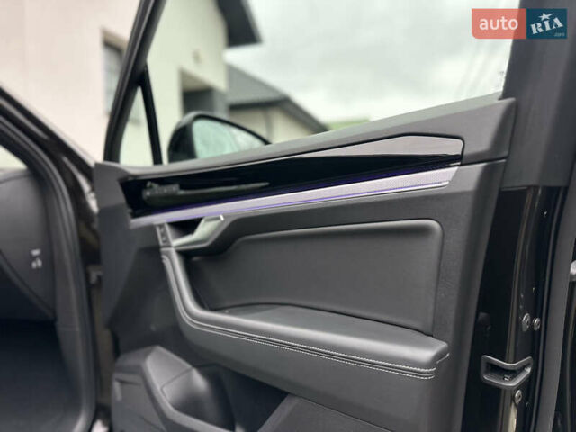 Коричневый Фольксваген Туарег, объемом двигателя 2.97 л и пробегом 98 тыс. км за 57999 $, фото 84 на Automoto.ua