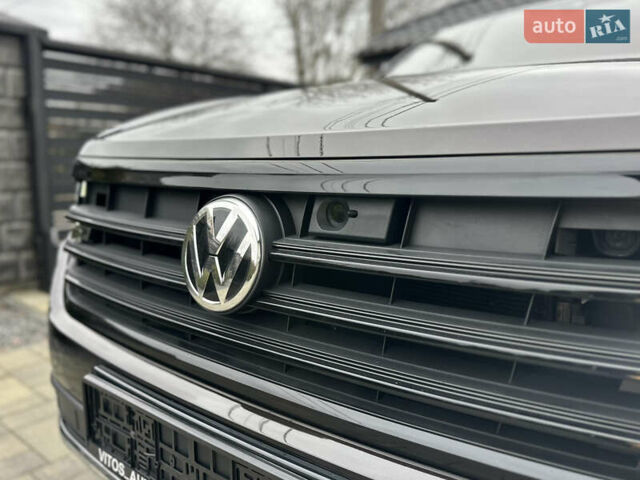 Коричневый Фольксваген Туарег, объемом двигателя 2.97 л и пробегом 98 тыс. км за 57999 $, фото 18 на Automoto.ua