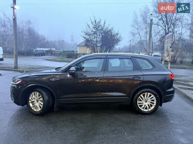 Коричневый Фольксваген Туарег, объемом двигателя 3 л и пробегом 78 тыс. км за 48000 $, фото 4 на Automoto.ua
