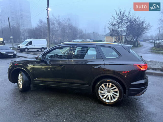 Коричневый Фольксваген Туарег, объемом двигателя 3 л и пробегом 78 тыс. км за 48000 $, фото 5 на Automoto.ua