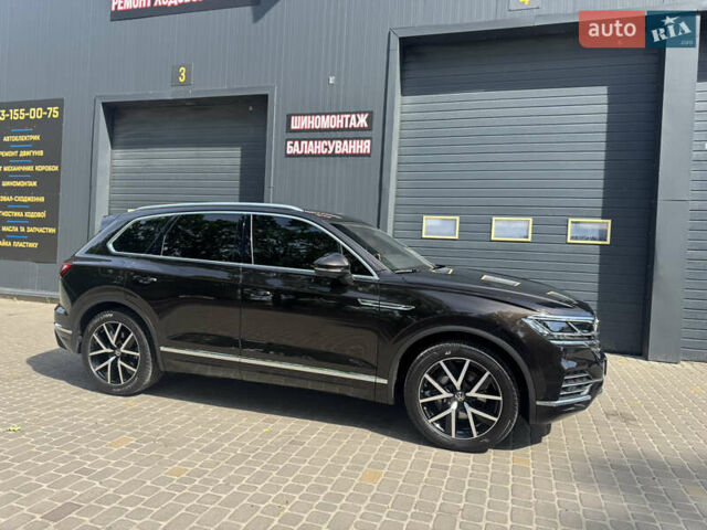 Коричневый Фольксваген Туарег, объемом двигателя 2.97 л и пробегом 38 тыс. км за 62300 $, фото 8 на Automoto.ua